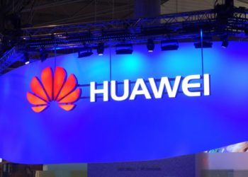 Huawei introduces AI-driven data center switch