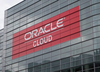 Oracle introduces hybrid cloud solution – for its own cloud
