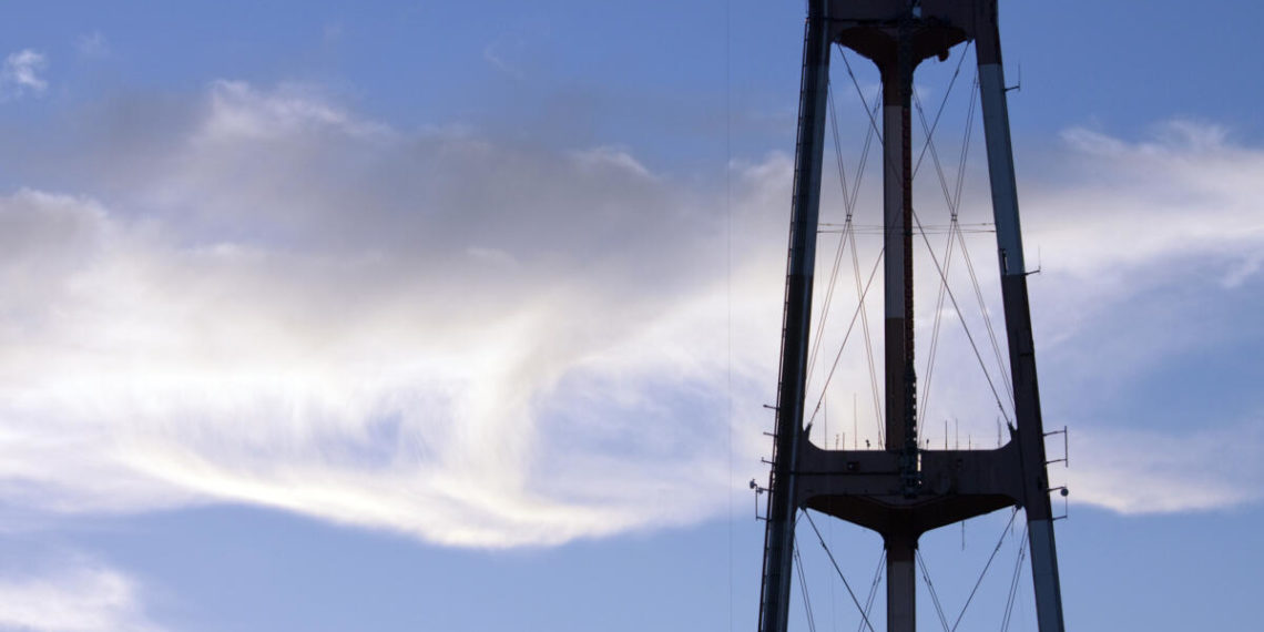 Arista targets cloud networking with CloudEOS software